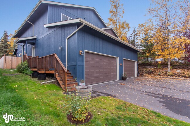 Building Photo - 3609 Young St