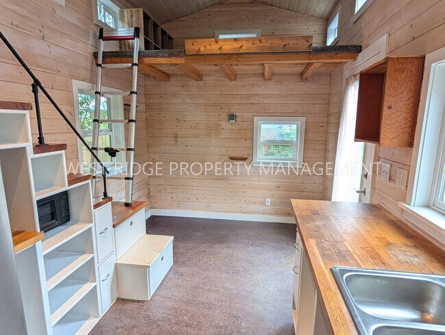 Foto del edificio - 5326 N Montana Ave