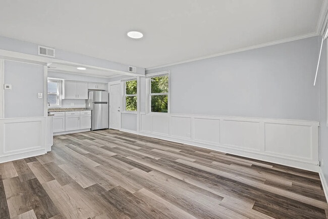 Building Photo - 243 Arcadia St