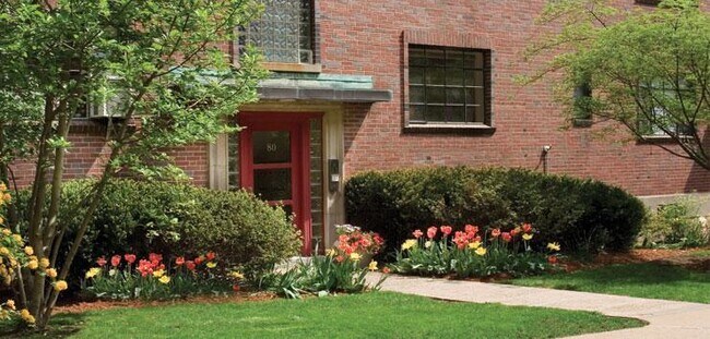 Building Photo - 54 Alton Pl