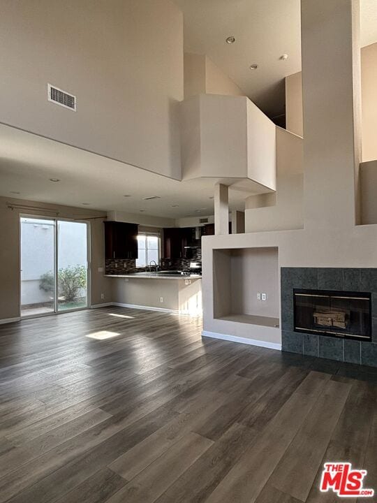 Building Photo - 214 E Port Hueneme Rd