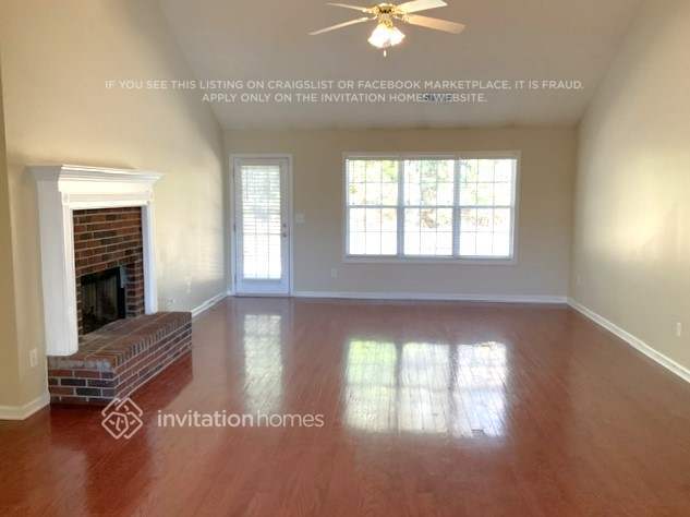 Foto del edificio - 4104 Roslindale Ln