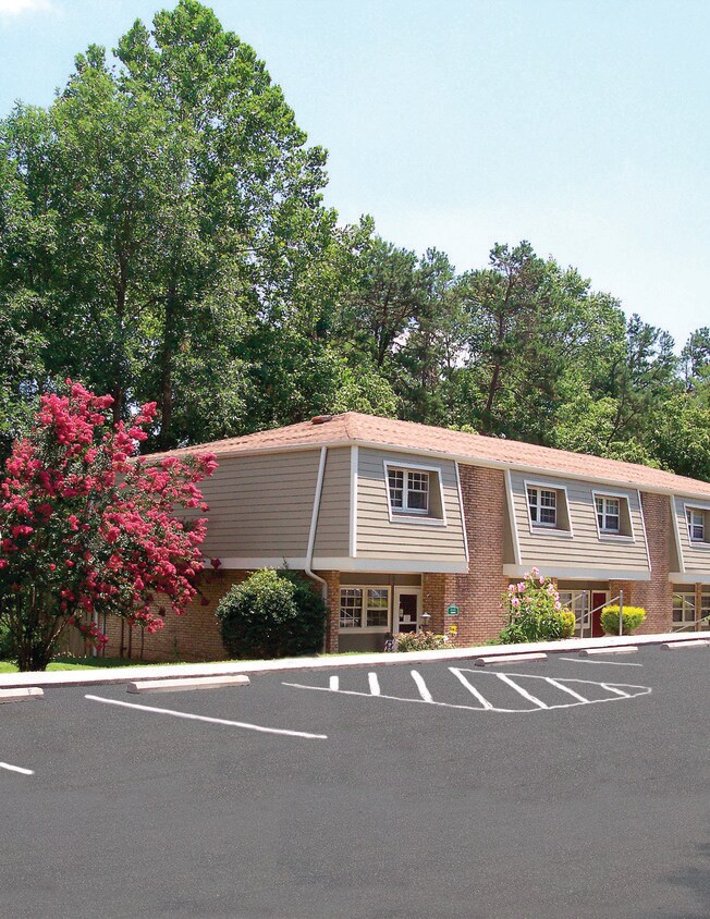 Chesney Woods Apartment Homes Apartments in Concord, NC