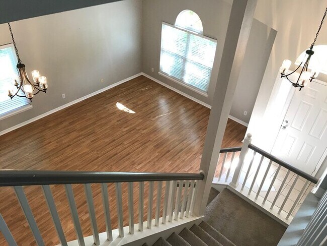Building Photo - 13635 Guildhall Cir