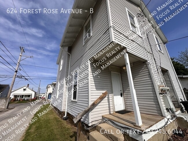 Building Photo - 624 Forest Rose Ave