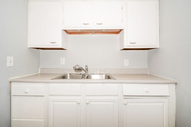 Foto del edificio - 3136-3140 Hassler St