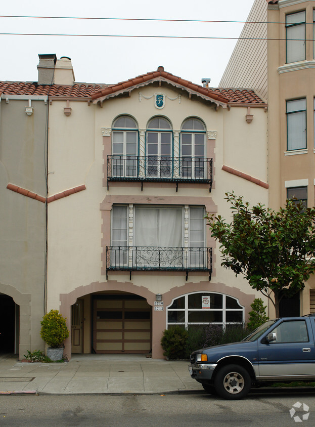 Building Photo - 3710-3712 Fillmore St