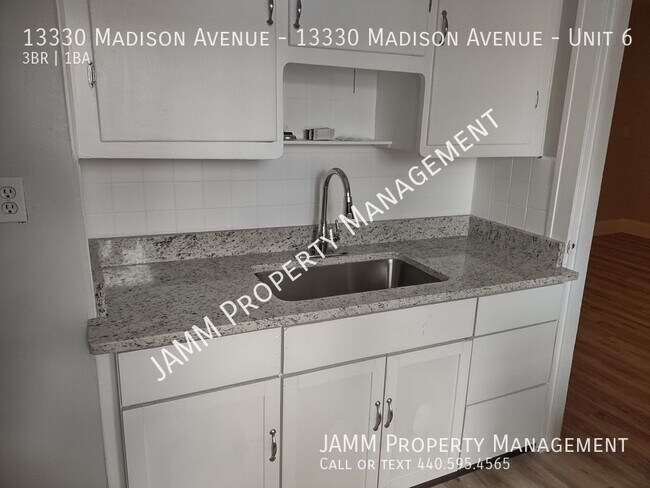 Building Photo - 3-Bedroom Apartment unit in Lakewood!!