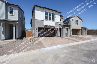 Building Photo - 2484 W Rowel Rd