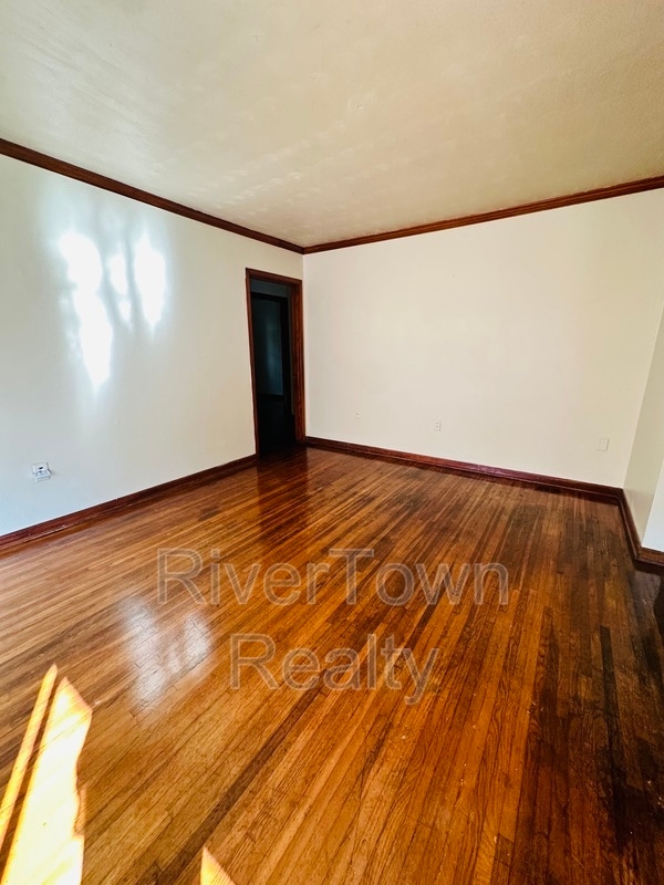 Photo - 1436 Whitney Ave House