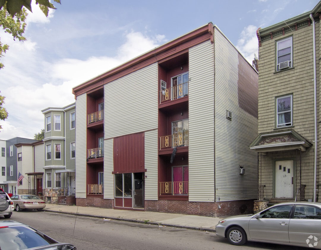 Primary Photo - 115-117 Havre St