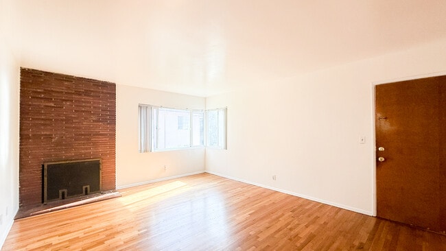 Building Photo - 4107 Don Tomaso Dr