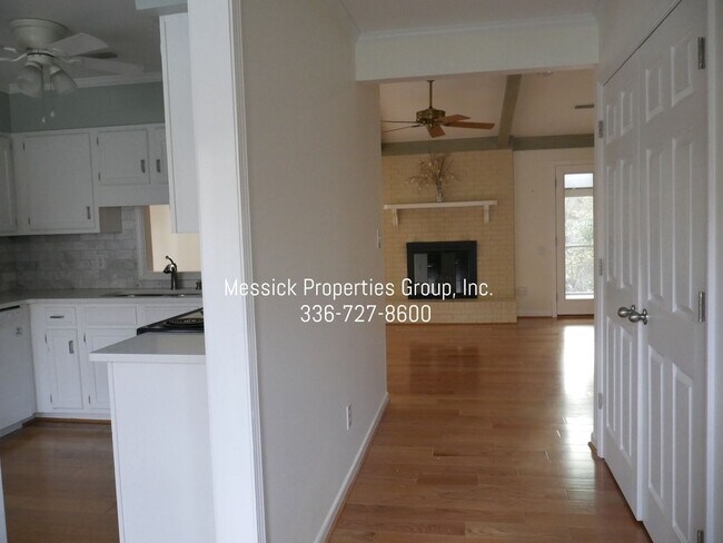 Building Photo - Breckinridge on Peace Haven Road!