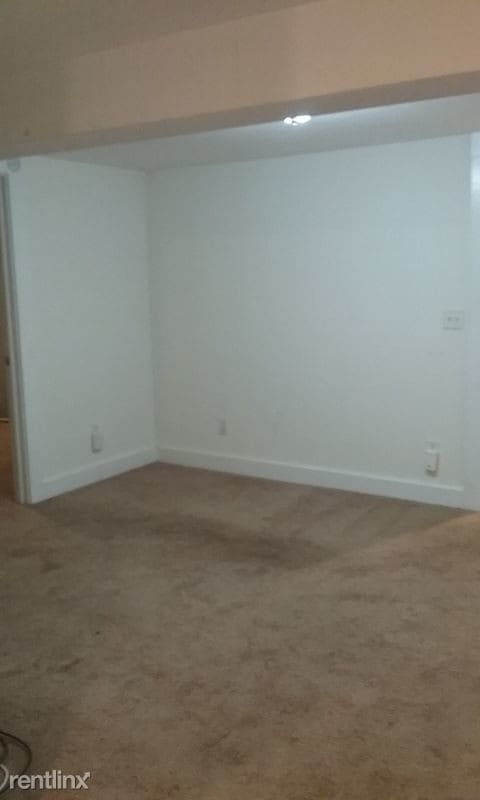 Building Photo - 3 br, 1 bath Apartment - 131 Federal St