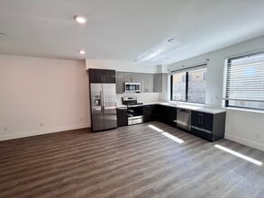 Building Photo - 3253 Ettie St