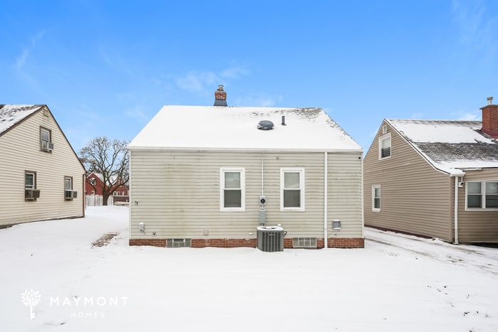 Building Photo - 16315 Westview Ave