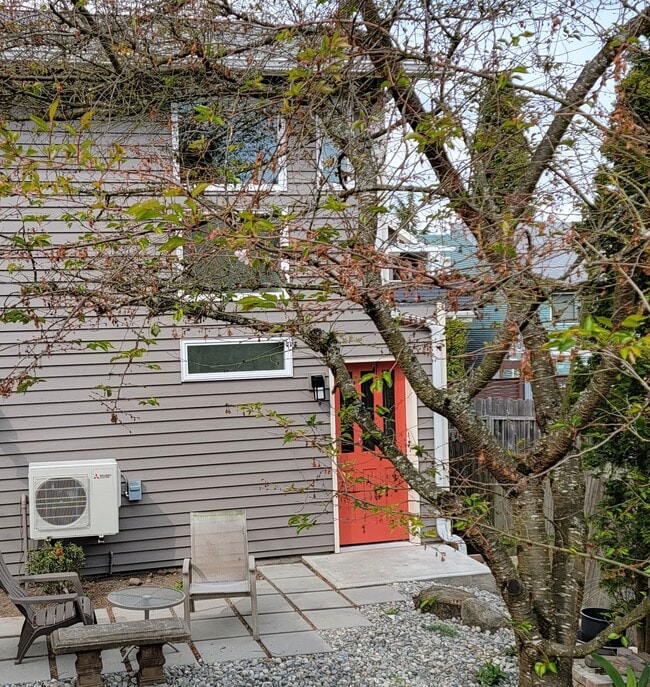 Patio and entry to stand alone apt with patio - 336 N 73rd St