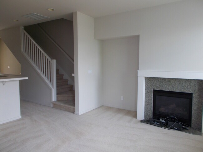 Foto del edificio - Lovely 2BR 1.75BA Issaquah Town Home, Perf...