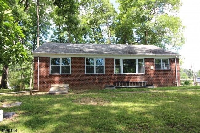 Building Photo - 117 US-202 Building Photo - 117 US-202