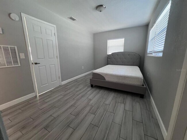 Foto del edificio - 1268 Pinehurst Rd