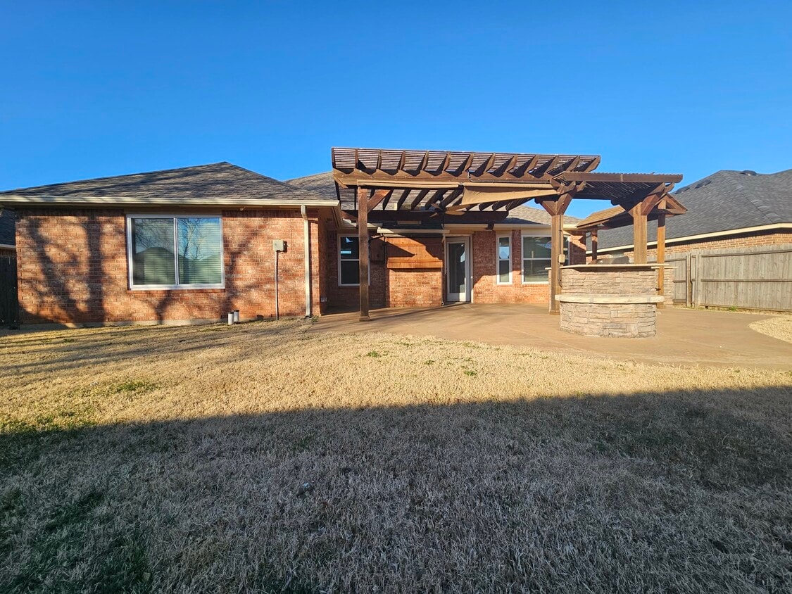 Photo - 2232 NW 157th Terrace (Edmond, OK)