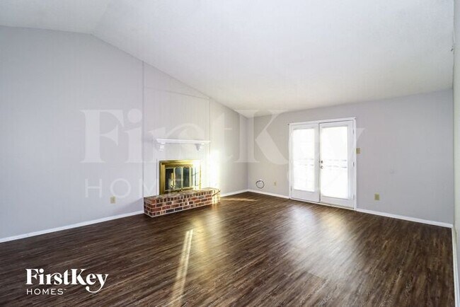 Foto del edificio - 5798 Jardin Place
