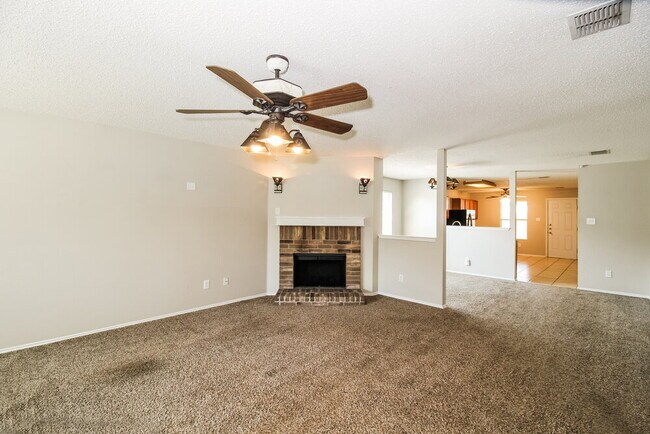 Building Photo - 7620 Shoal Bend