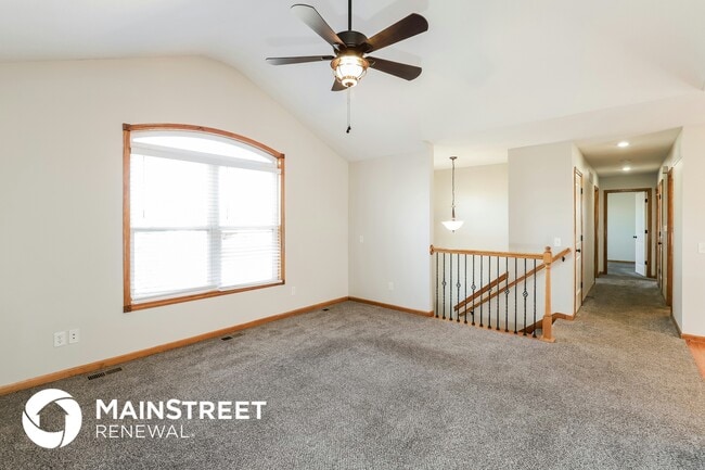 Building Photo - 503 Lake Meadows Dr