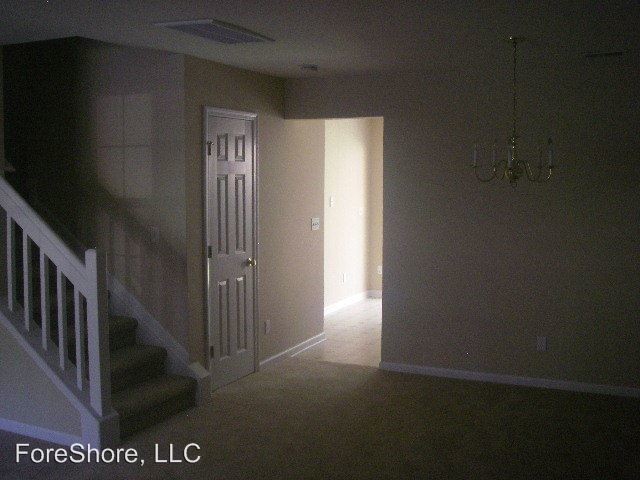 Building Photo - 206 South St