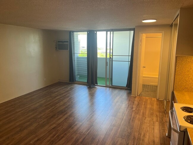 Foto del edificio - Studio with 1 covered parking (Honolulu)