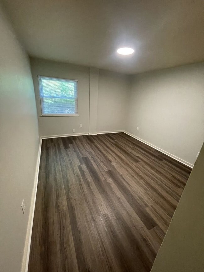 Foto del edificio - 3 bd 1.5 ba Condo