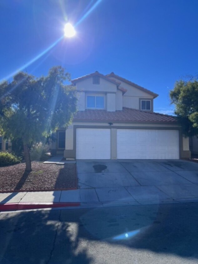 Primary Photo - 7333 Sunspot Dr