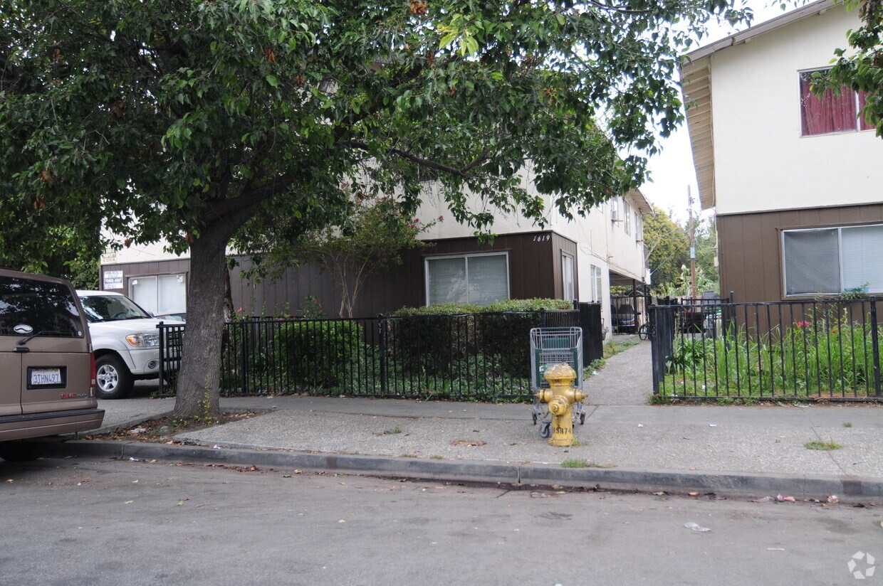 Building Photo - 1619 Virginia Avenue