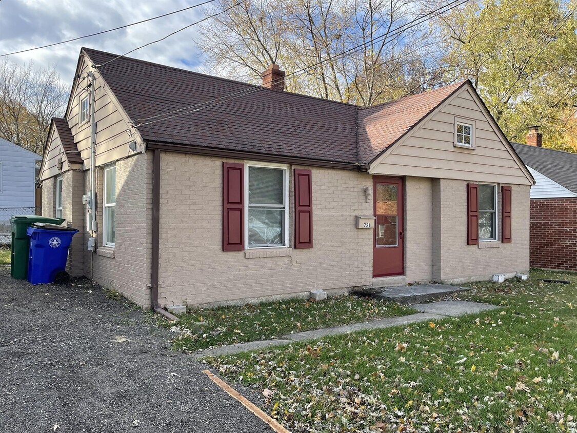 731 S Miller Ct, Decatur, IL 62521 House Rental in Decatur, IL