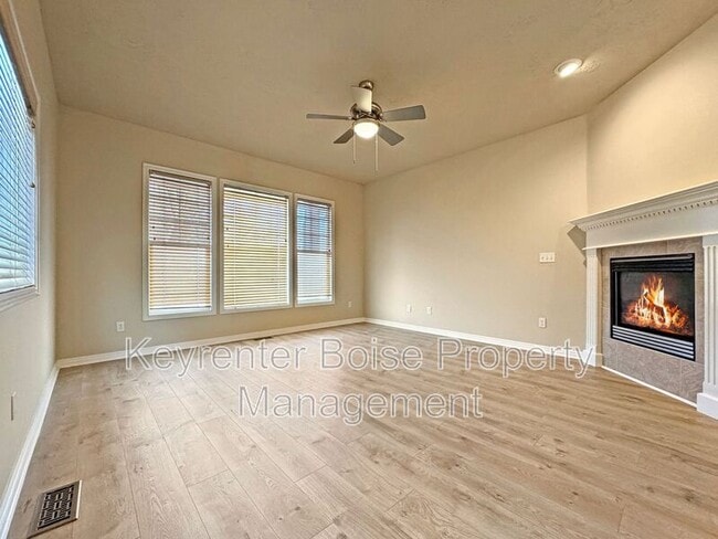 Building Photo - 1838 S Latah St