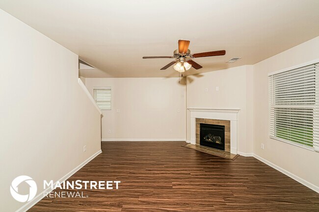 Foto del edificio - 180 Belmont Way