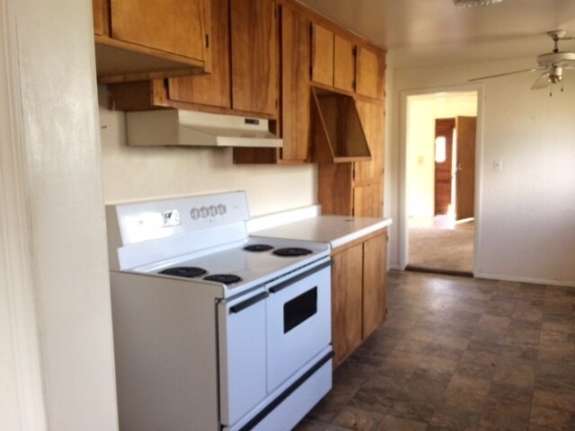 Foto del edificio - 2 Bedroom 1 bath home for rent in Alturas
