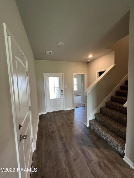 Foto del edificio - 213 Garden Oaks Ave