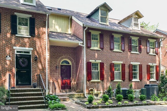 Foto del edificio - 57 Ivy Rd