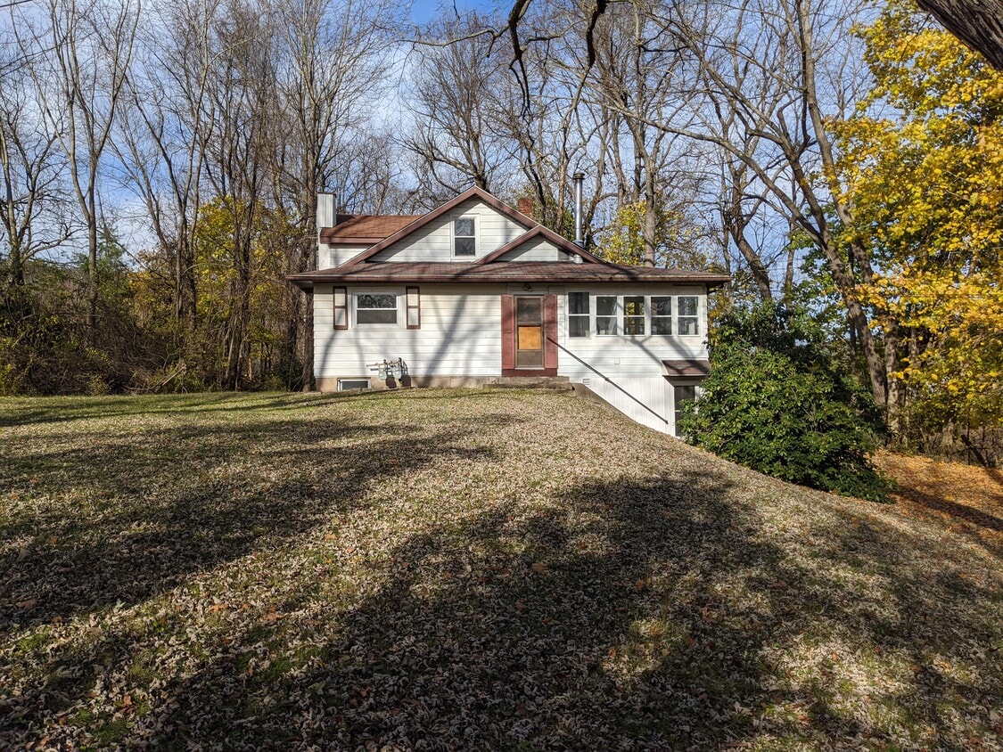 1483 Union Center Maine Hwy, Endicott, NY 13760 House Rental in