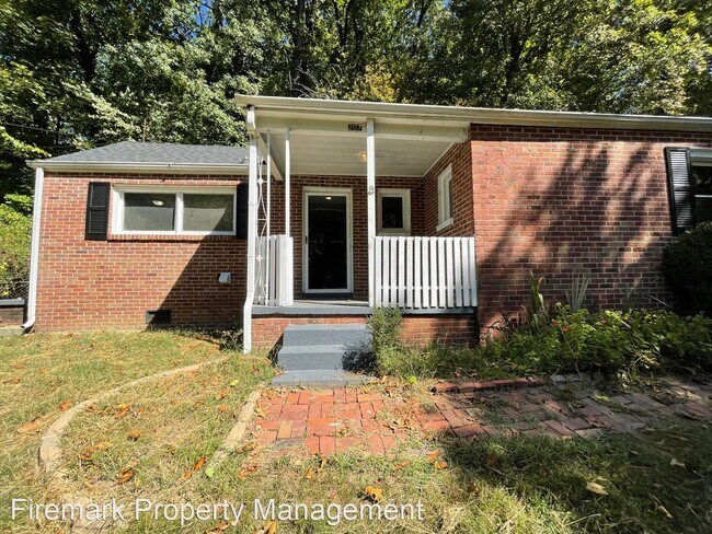 Foto del edificio - 3 br, 2 bath House - 207 Hickory Grove Blvd.