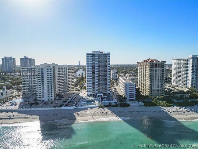Foto del edificio - 3140 S Ocean Dr