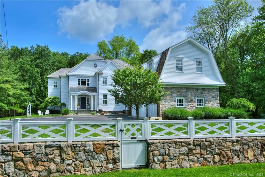 Foto principal - 5 Mayflower Pkwy
