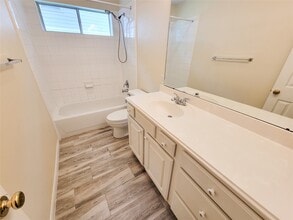 Building Photo - 22 Quince Tree Pl