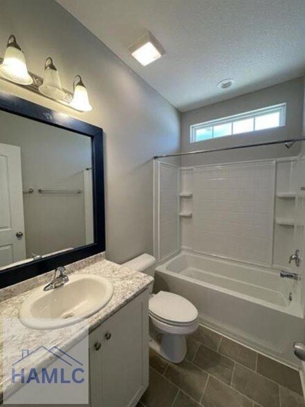 Foto del edificio - 424 Alcott Cir
