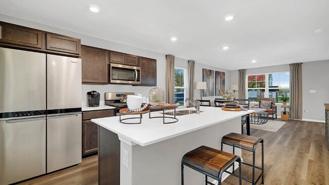 Foto del edificio - 387 McGrath Dr