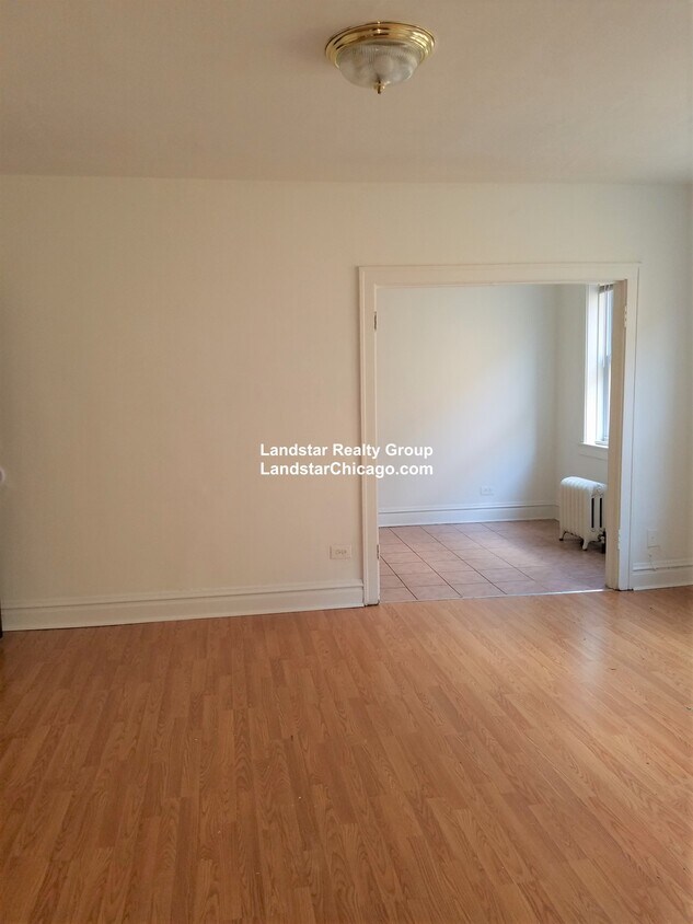 Primary Photo - 1333 W Birchwood Ave