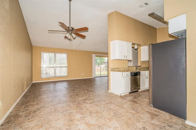 Building Photo - 505 San Carlos Dr