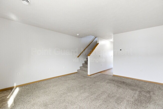 Foto del edificio - 2600 N Career Ave