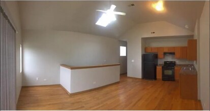 Building Photo - 1259 S Kolin Ave